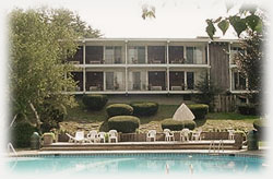 Publick House Country Motor Lodge